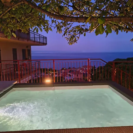 Le Tre Terrazze Sul Blu Vista Mare, Piscina Idromassaggio, Posto Auto Coperto