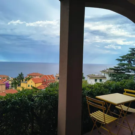 Le Tre Terrazze Sul Blu Vista Mare, Piscina Idromassaggio, Posto Auto Coperto شقة بيرغيجي