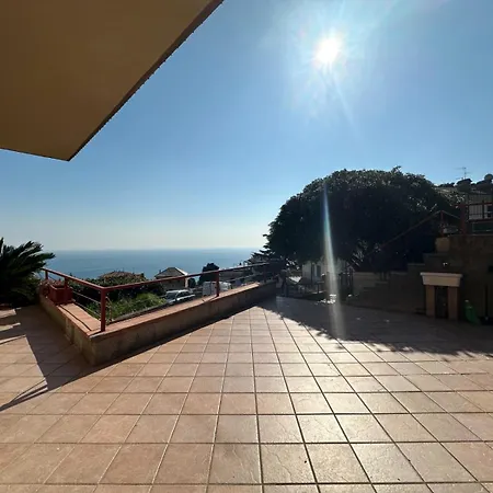 Le Tre Terrazze Sul Blu Vista Mare, Piscina Idromassaggio, Posto Auto Coperto * بيرغيجي