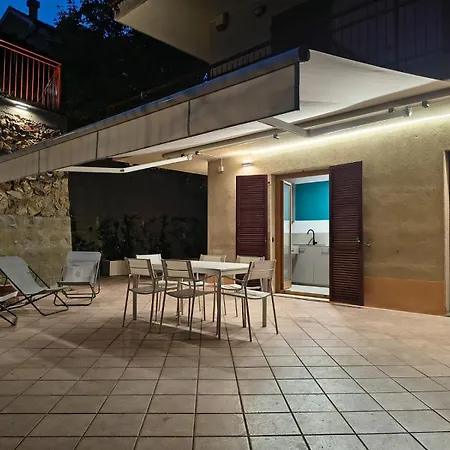 Le Tre Terrazze Sul Blu Vista Mare, Piscina Idromassaggio, Posto Auto Coperto شقة