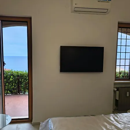Le Tre Terrazze Sul Blu Vista Mare, Piscina Idromassaggio, Posto Auto Coperto شقة *